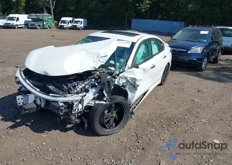 2015 Nissan Altima 2.5 Sl из США, поврежденный, VIN 1N4AL3AP7FN350820